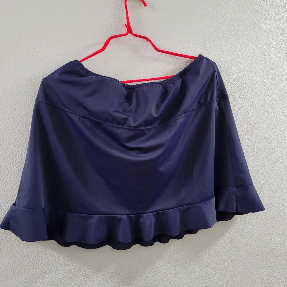 Navy swim skirt Size 20